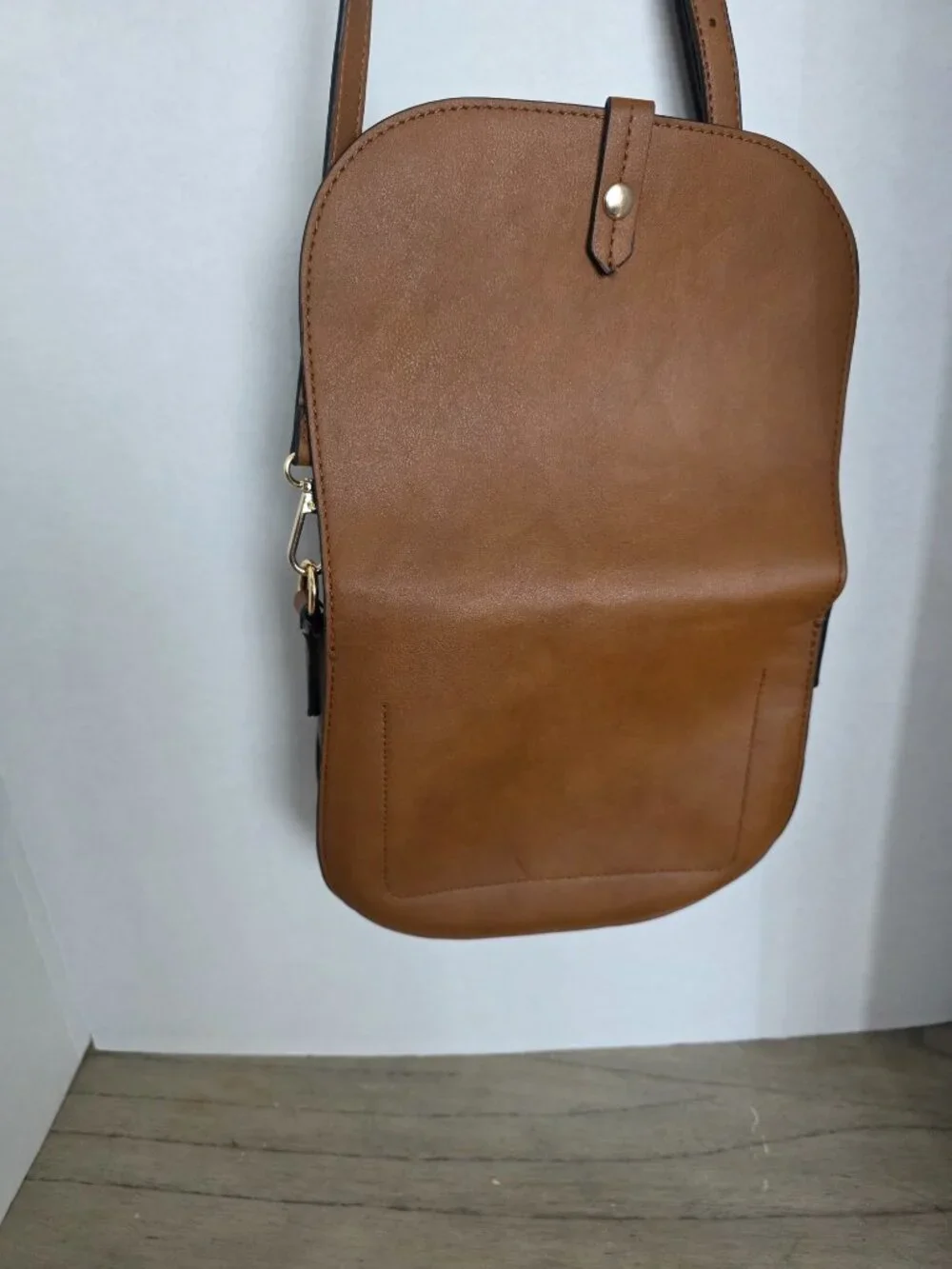 Saddle Crossbody Bag
